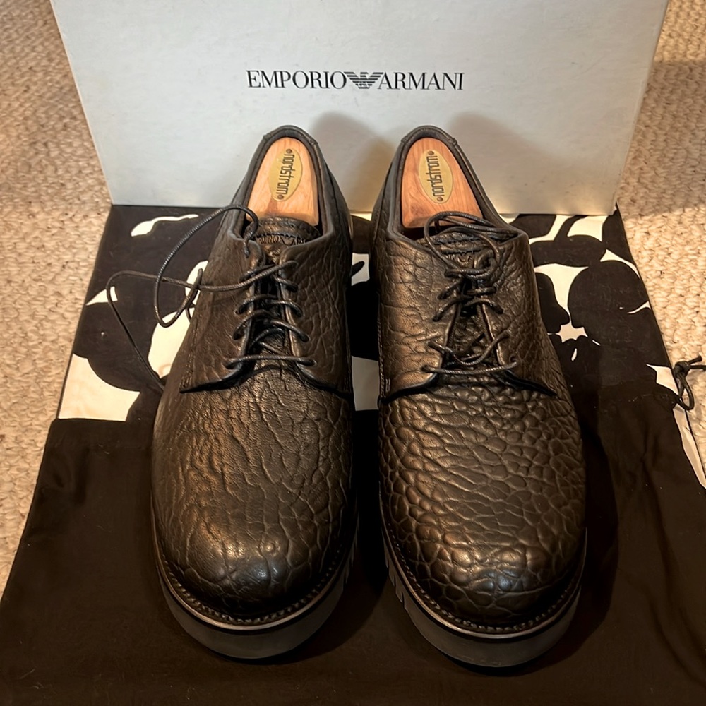 New Emporio Armani Pebbled Leather black shoe Size 7 1/2 M